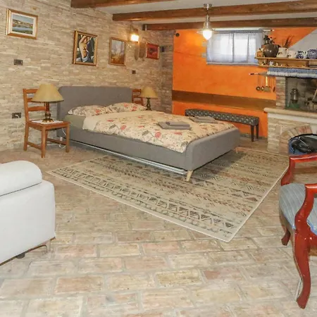 Apartamento 1 Bedroom Gorgeous In *